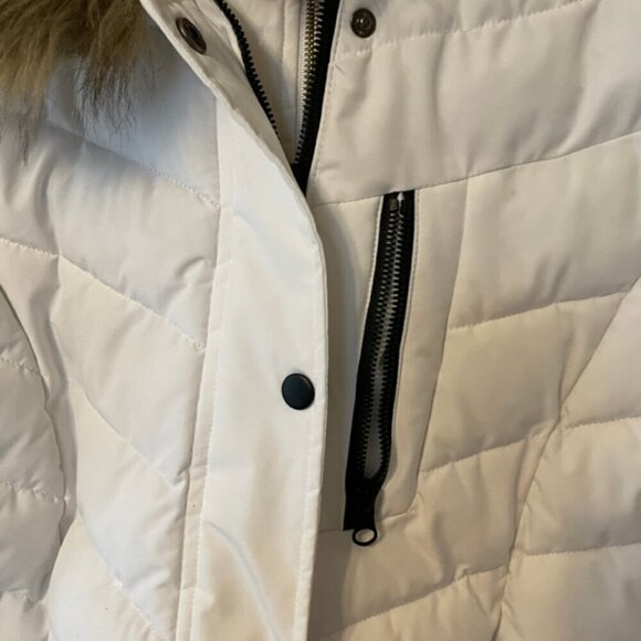 Swiss Tech White WInter Jacket Faux Fur Hood Size M - Picture 4 of 11